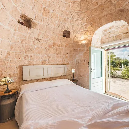 Helloapulia - Trullo Mario With Pool, Pet Friendly Villa