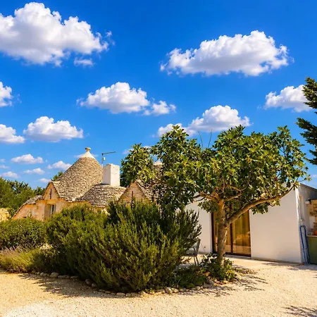 Trullo Mario - Authentic Trullo With Private Pool In Villa Alberobello